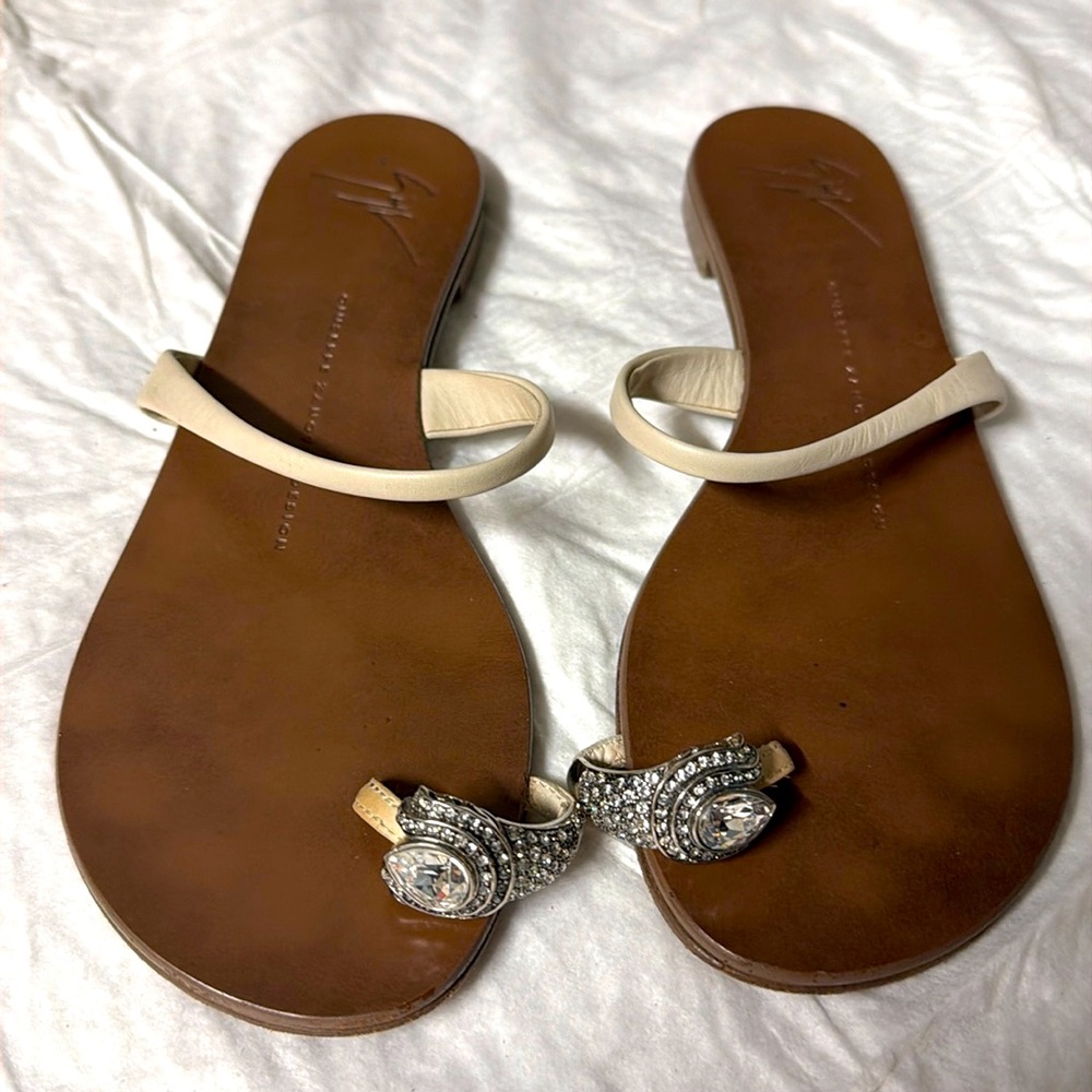 GIUSEPPE ZANOTTI Jewel Toe Thin Strap White Leather Sandals 37.5